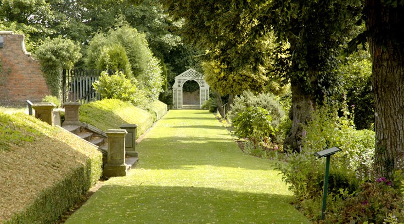 Castle Bromwich Hall Gardens