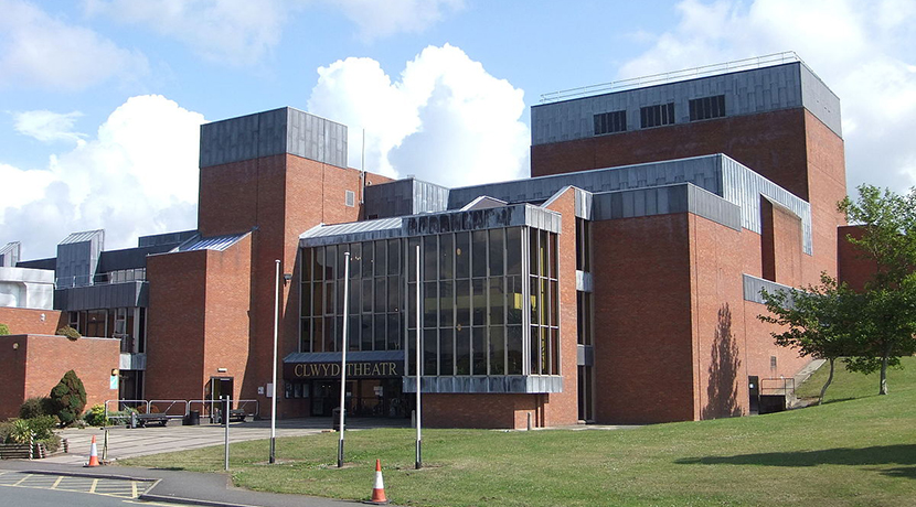 Clwyd Theatr Cymru