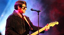 Barry Steele & Friends as The Roy Orbison Story